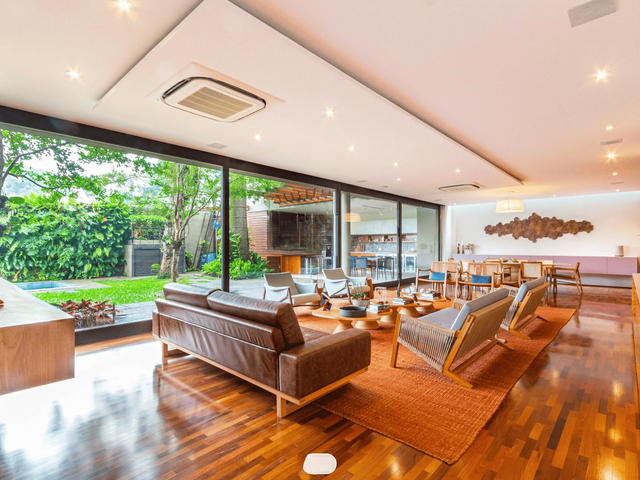 Casa com 719m² 4 quartos e 6 banheiros, à venda, no bairro Alto da Boa Vista em São Paulo