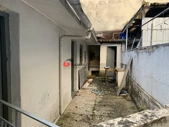 Casa com 433m² 3 quartos e 1 banheiro, à venda, no bairro Santo Antônio em São Caetano do Sul