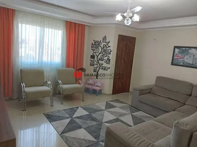 Casa com 214m² 3 quartos e 2 banheiros, à venda, no bairro Parque Novo Oratório em Santo André