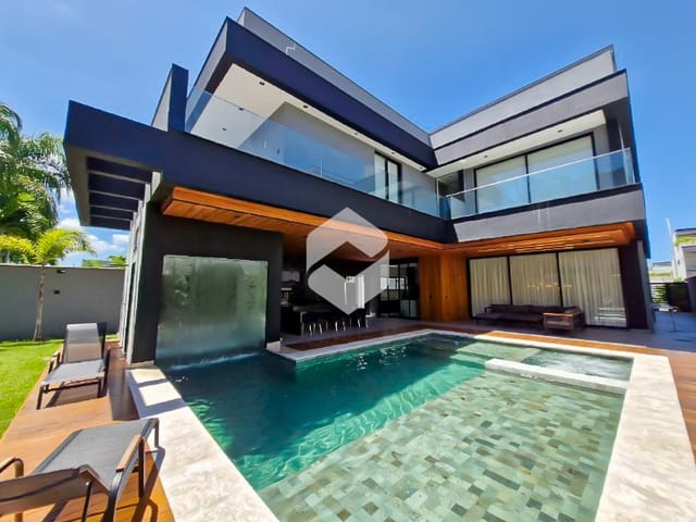 Casa com 600m² 5 quartos e 9 banheiros, à venda, no bairro Barra da Tijuca em Rio de Janeiro