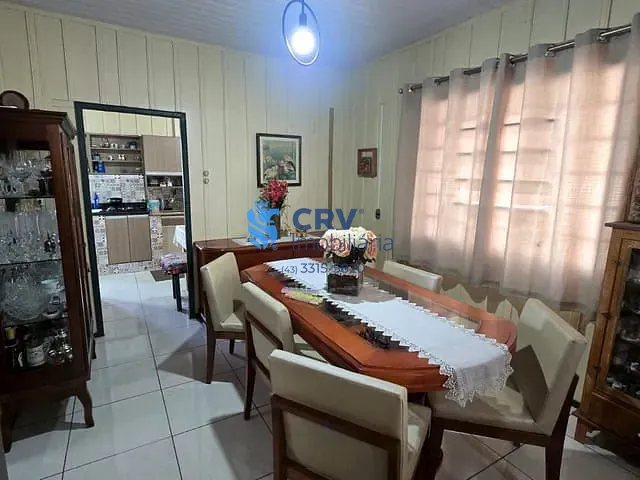 Casa com 422m² 3 quartos e 1 banheiro, à venda, no bairro Jardim Higienópolis em Londrina