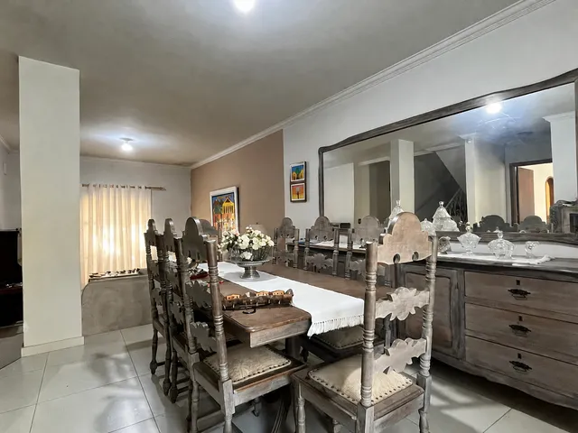 Casa com 400m² 3 quartos e 3 banheiros, para alugar, no bairro Guanabara em Londrina