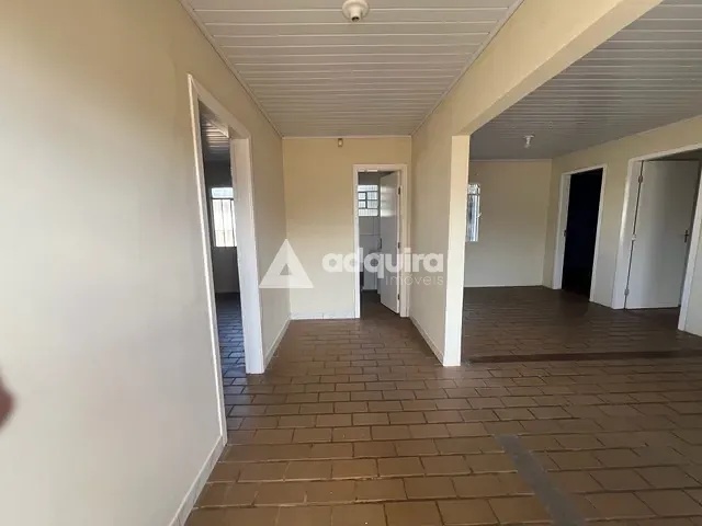 Casa com 476m² 2 quartos e 1 banheiro, para alugar, no bairro Oficinas em Ponta Grossa