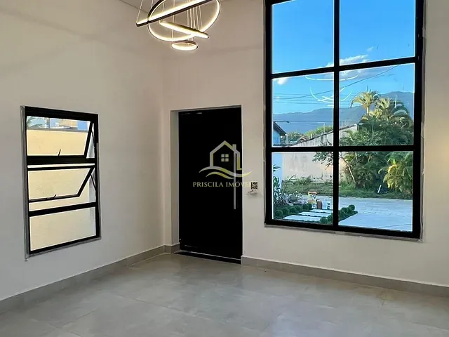 Casa com 252m² 3 quartos e 4 banheiros, à venda, no bairro Boraceia em Bertioga