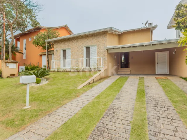 Casa com 399m² 4 quartos e 6 banheiros, à venda, no bairro Alphaville em Santana de Parnaíba