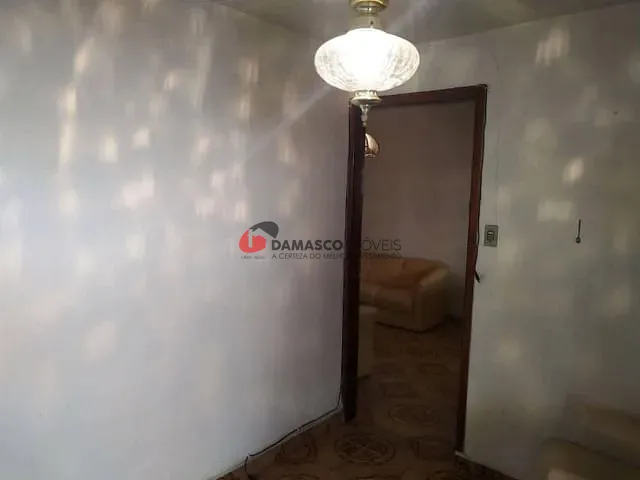 Casa com 182m² 2 quartos e 1 banheiro, à venda, no bairro Nova Gerti em São Caetano do Sul