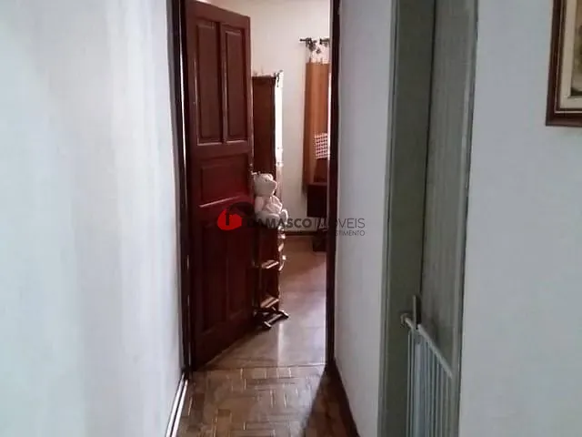 Casa com 300m² 2 quartos e 2 banheiros, à venda, no bairro Nova Gerti em São Caetano do Sul