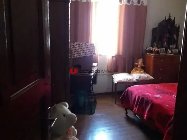 Casa com 300m² 2 quartos e 2 banheiros, à venda, no bairro Nova Gerti em São Caetano do Sul