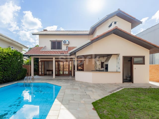 Casa com 434m² 4 quartos e 6 banheiros, à venda, no bairro Alphaville em Santana de Parnaíba