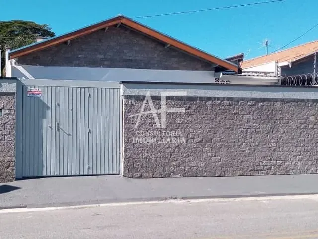 Casa com 250m², à venda, no bairro Jardim Independência em Taubaté