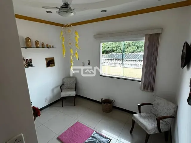 Casa com 230m² 5 quartos e 4 banheiros, à venda, no bairro Arembepe (Abrantes) em Camaçari
