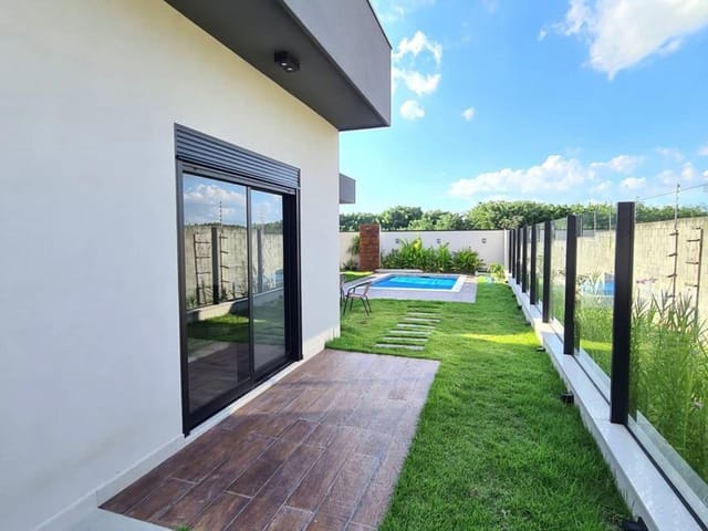 Casa com 600m² 4 quartos e 3 banheiros, à venda, no bairro Condomínio Residencial Colinas do Paratehy em São José dos Campos
