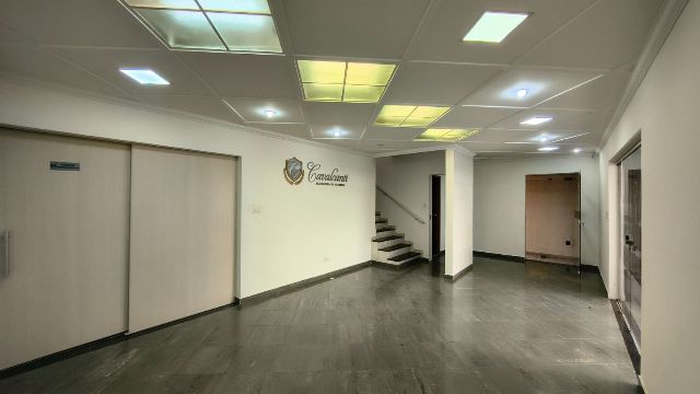 Casa para alugar, no bairro Centro em Londrina
