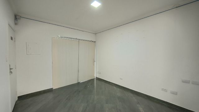 Casa para alugar, no bairro Centro em Londrina
