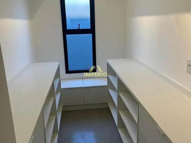 Casa com 353m² 3 quartos e 4 banheiros, à venda, no bairro Reserva Central Parque em Salto