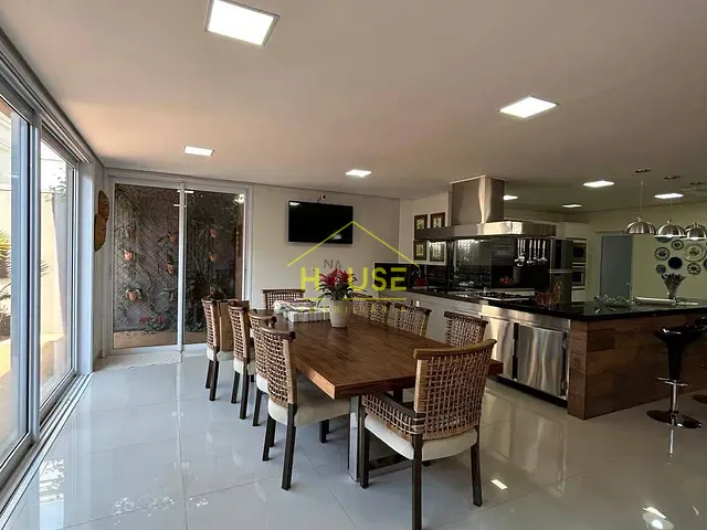 Casa com 360m² 3 quartos e 5 banheiros, à venda, no bairro Golden Park Residence em Mirassol