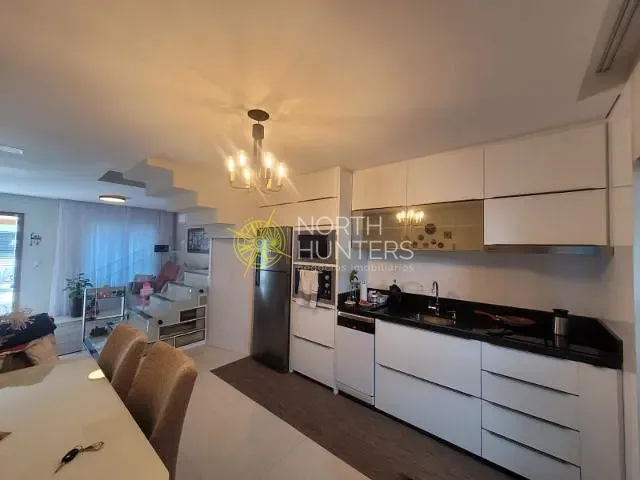 Casa com 82m² 3 quartos e 2 banheiros, à venda, no bairro São Marcos em Joinville
