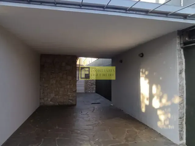 Casa com 300m² 3 quartos e 3 banheiros, para alugar, no bairro Vila Aeroporto em São José do Rio Preto