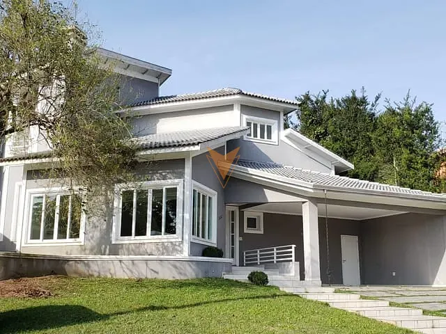 Casa com 560m² 4 quartos e 4 banheiros, à venda, no bairro Residencial Morada dos Lagos em Barueri