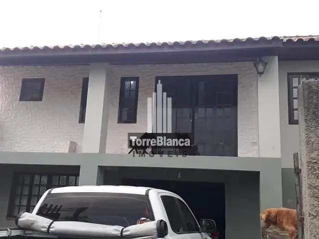 Casa com 312m² 3 quartos e 2 banheiros, à venda, no bairro Periquitos em Ponta Grossa