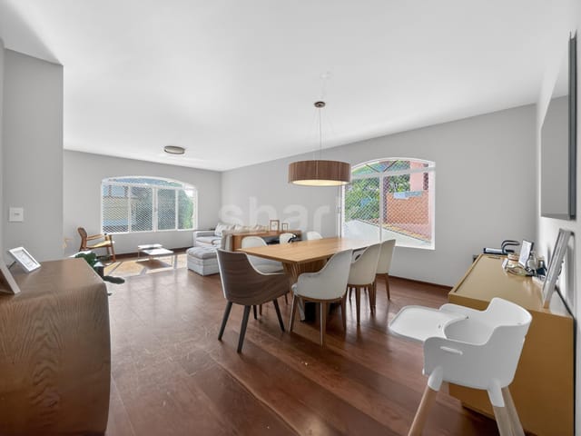 Casa com 364m² 4 quartos e 4 banheiros, à venda ou para alugar, no bairro Alphaville em Santana de Parnaíba