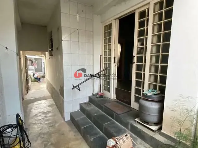 Casa com 239m² 2 quartos e 1 banheiro, à venda, no bairro Osvaldo Cruz em São Caetano do Sul