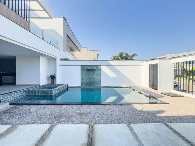 Casa com 420m² 5 quartos e 8 banheiros, à venda, no bairro Recreio dos Bandeirantes em Rio de Janeiro