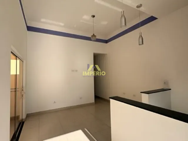 Casa com 240m² 3 quartos e 3 banheiros, para alugar, no bairro Residencial São Bento em Salto