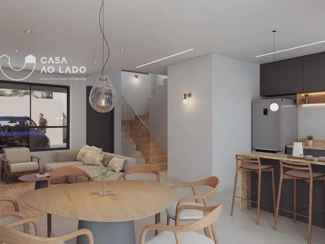Casa 2 quartos e 3 banheiros, à venda, no bairro Abranches em Curitiba