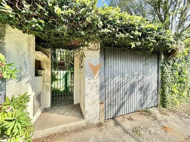 Casa com 1147m² 4 quartos e 5 banheiros, à venda ou para alugar, no bairro Miolo da Granja Viana em Cotia
