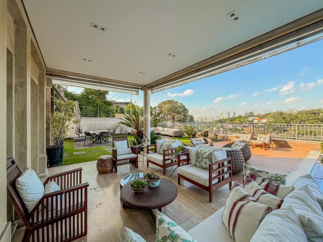 Casa com 1100m² 6 quartos e 10 banheiros, à venda, no bairro Cidade Jardim em São Paulo