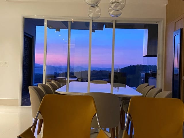 Casa com 490m² 4 quartos e 7 banheiros, à venda, no bairro Alphaville em Santana de Parnaíba
