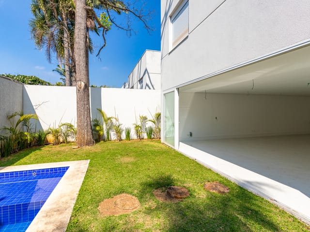 Casa 4 quartos e 6 banheiros, à venda, no bairro Chácara Santo Antônio (Zona Sul) em São Paulo