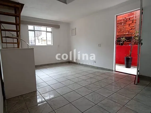 Casa com 75m² 4 quartos e 3 banheiros, à venda, no bairro Jardim Tonato em Carapicuíba