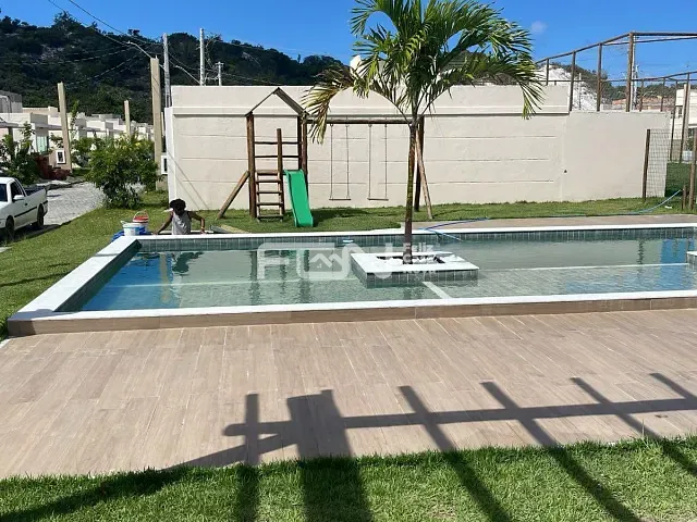 Casa 2 quartos e 2 banheiros, à venda, no bairro Nova Abrantes (Abrantes) em Camaçari
