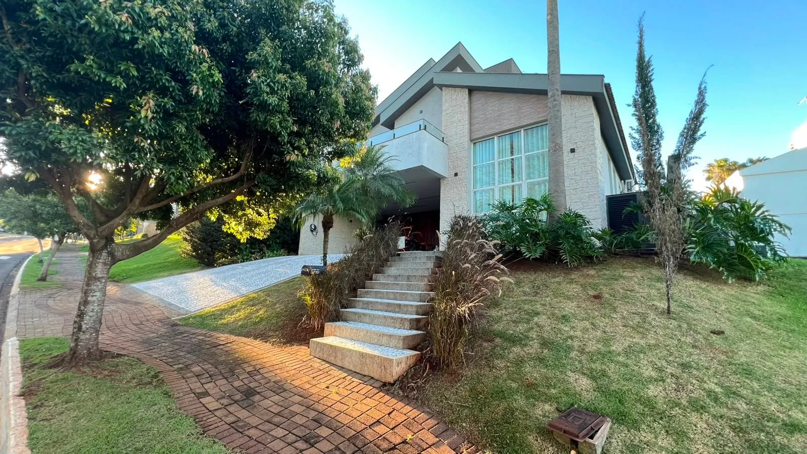 Casa, 4 quartos, 385 m² - Foto 1