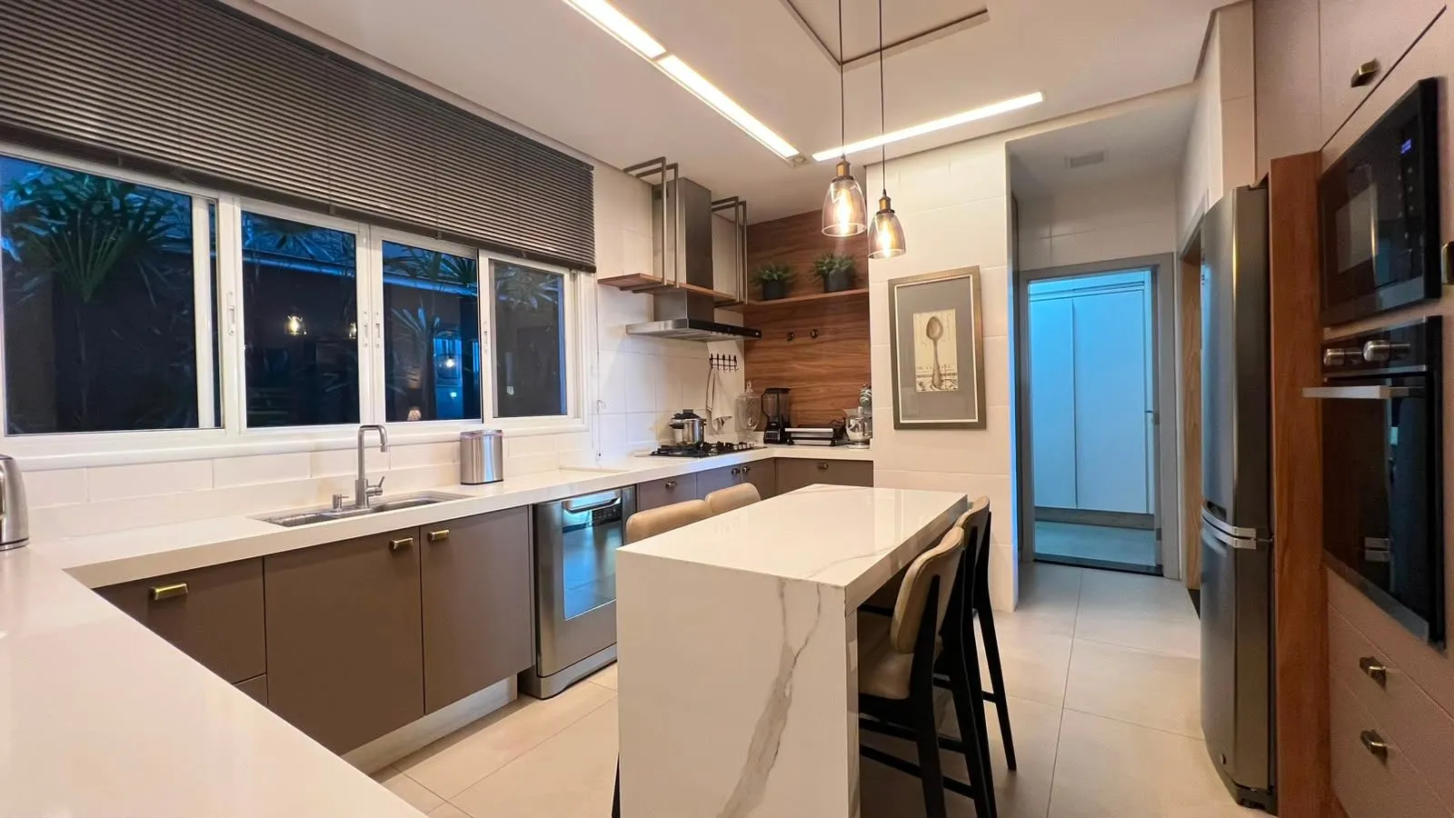Casa, 4 quartos, 385 m² - Foto 24