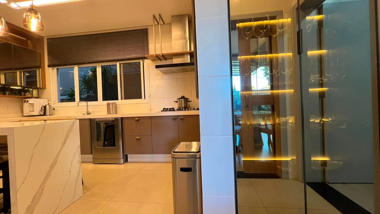 Casa, 4 quartos, 385 m² - Foto 27