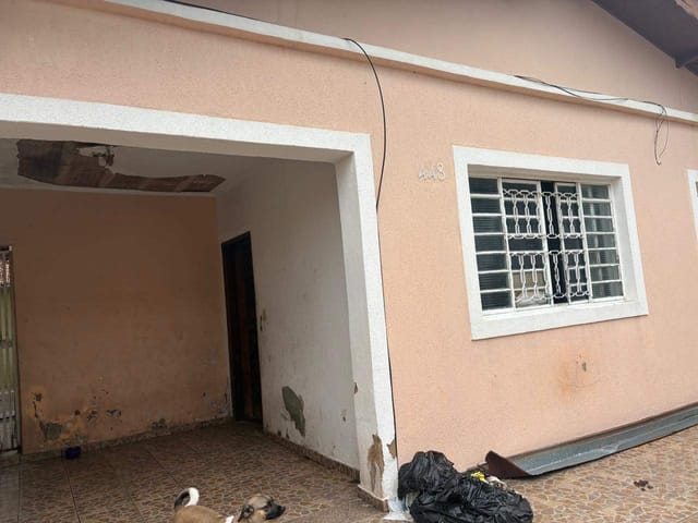 Casa com 250m² 3 quartos e 1 banheiro, à venda, no bairro Parque Valença II em Campinas