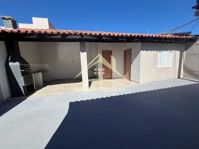 Casa 3 quartos e 3 banheiros, à venda, no bairro Jardim Universitário em Cuiabá
