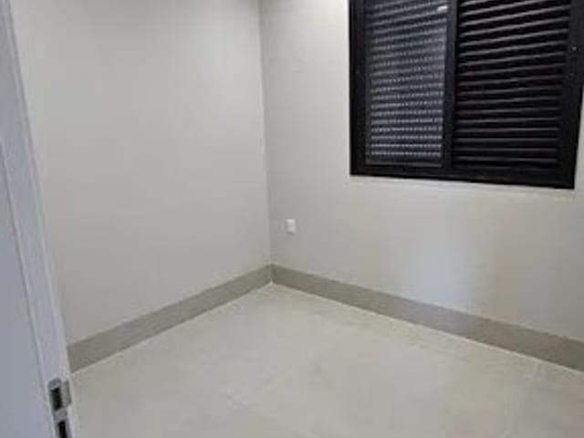 Casa 3 quartos e 4 banheiros, à venda, no bairro Jardim Imperial em Cuiabá