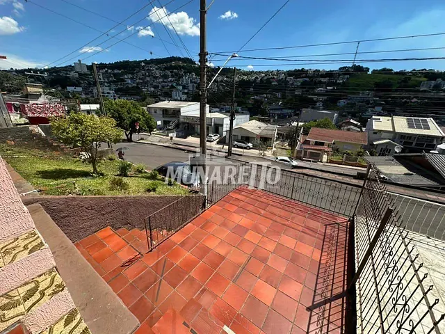 Casa com 96m² 3 quartos e 2 banheiros, à venda, no bairro Imperial em Concórdia