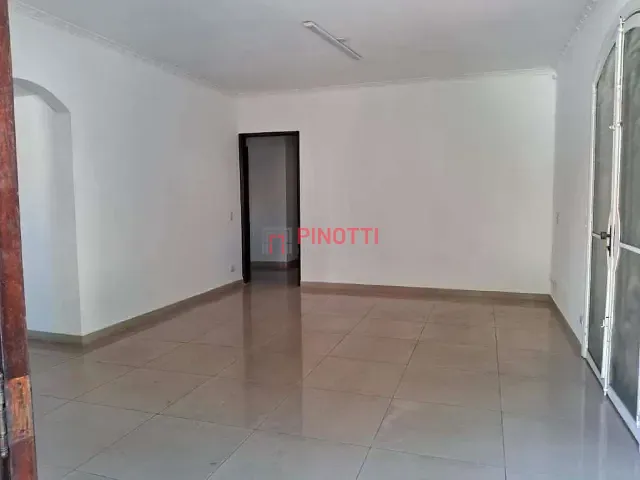 Casa 3 quartos e 2 banheiros, para alugar, no bairro Vila Dusi em São Bernardo do Campo