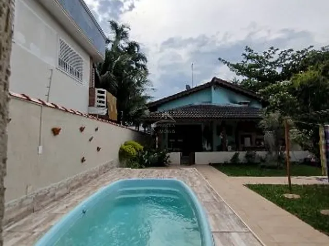Casa com 450m² 4 quartos e 3 banheiros, à venda, no bairro Boraceia em Bertioga