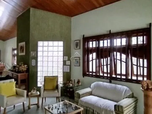 Casa com 450m² 4 quartos e 3 banheiros, à venda, no bairro Boraceia em Bertioga