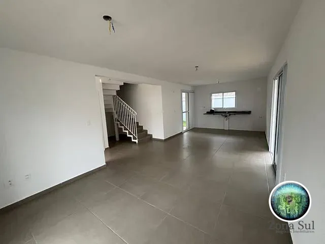 Casa 3 quartos e 3 banheiros, à venda ou para alugar, no bairro Villa Flora em Votorantim