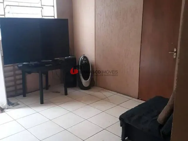Casa com 2525m² 1 quarto e 1 banheiro, à venda, no bairro Santo Antônio em São Caetano do Sul