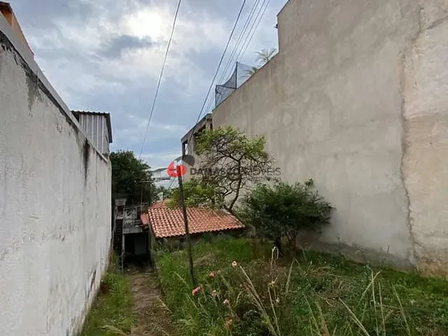 Casa com 233m² 2 quartos e 2 banheiros, à venda, no bairro Olímpico em São Caetano do Sul