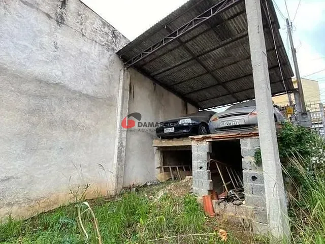 Casa com 233m² 2 quartos e 2 banheiros, à venda, no bairro Olímpico em São Caetano do Sul