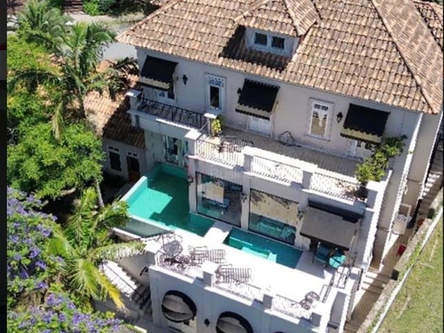 Casa com 1100m² 4 quartos e 7 banheiros, à venda, no bairro Tamboré em Santana de Parnaíba